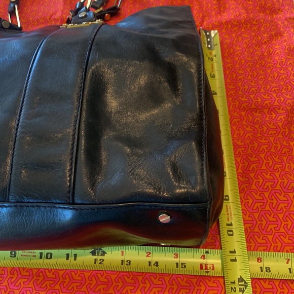 Tory Burch Black Nico East West Leather Tote with Gold Hardware - Picture 10 of 16